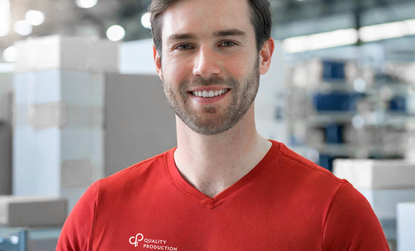 Firefly Happy Employee With Red T Shirt In High Tech Orthopaedic Production Distribution Company 358